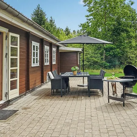 Cozy In Herning With Kitchen Holiday home *