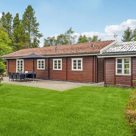 Cozy In Herning With Kitchen Holiday home Kolkaer